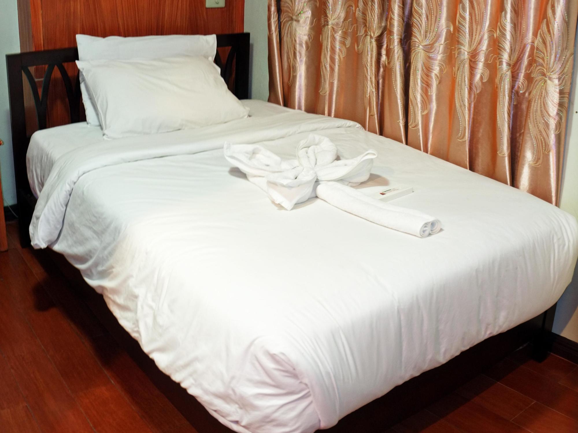 Tinhat Halal حلال Certified Boutique Hotel And Restaurant Davao Stadt Exterior foto